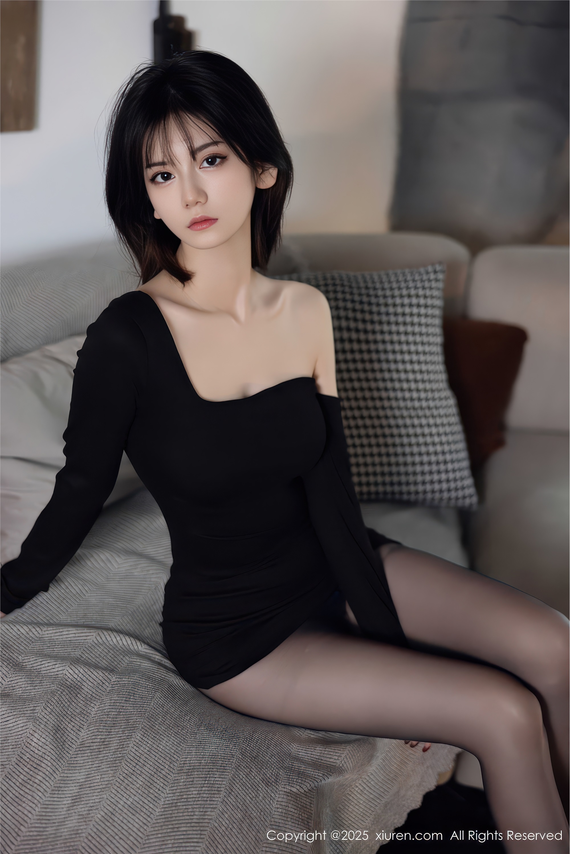 Xiuren秀人网 2025.12.12 NO.11105 凌七七